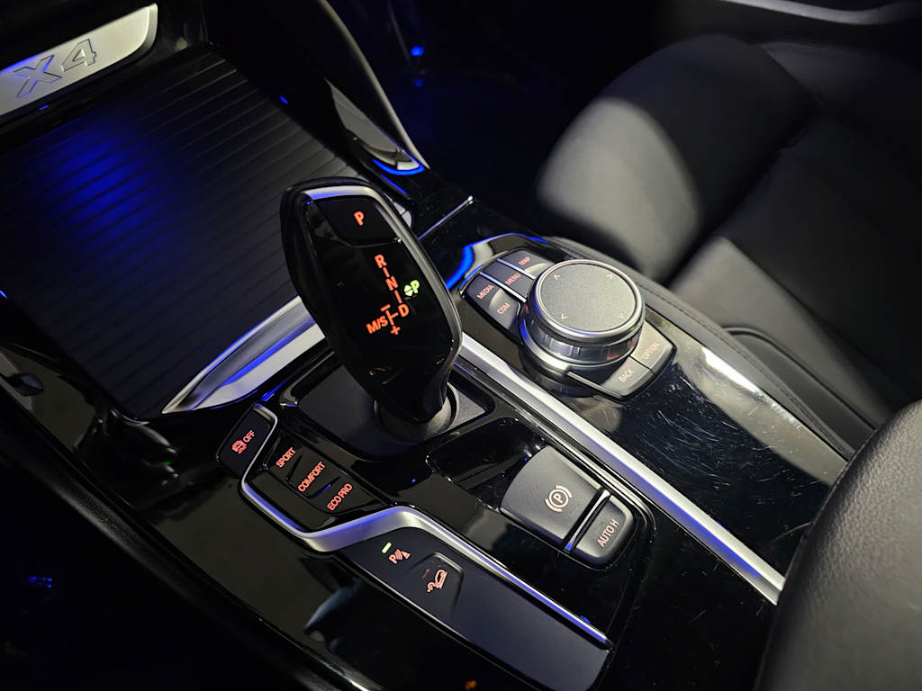 Thumbnail: 2021 BMW X4 - 17