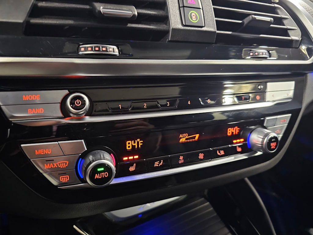 Thumbnail: 2021 BMW X4 - 27