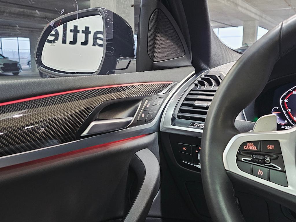 Thumbnail: 2021 BMW X4 - 27