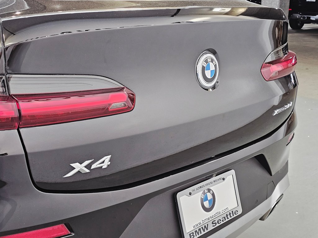 Thumbnail: 2022 BMW X4 - 20