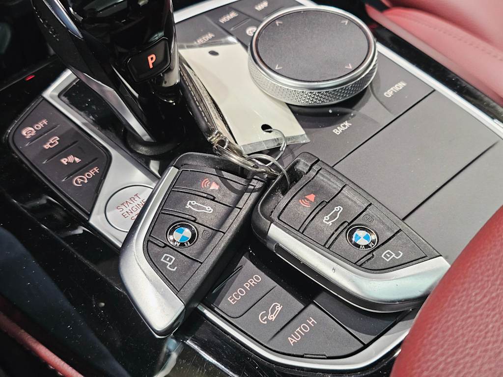 Thumbnail: 2022 BMW X4 - 18