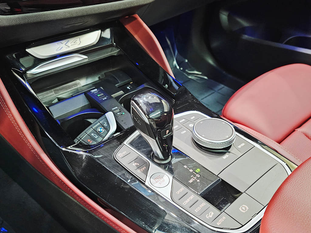 Thumbnail: 2022 BMW X4 - 15