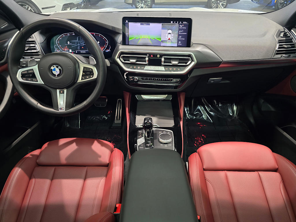Thumbnail: 2024 BMW X4 - 10