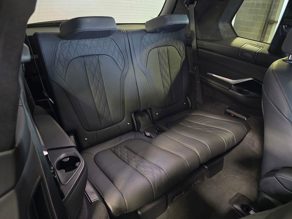 Thumbnail: 2024 BMW X7 - 37