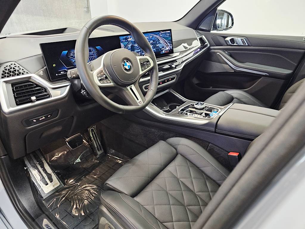 Thumbnail: 2026 BMW X5 - 2