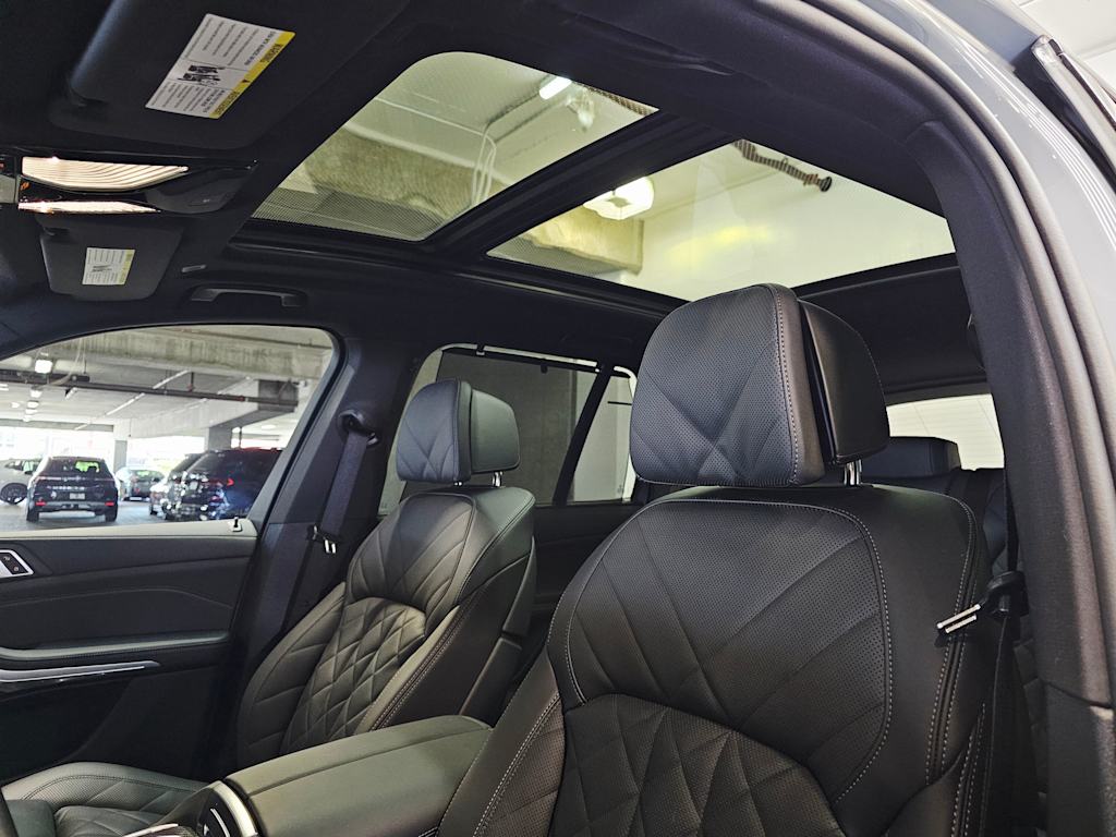 Thumbnail: 2026 BMW X5 - 28