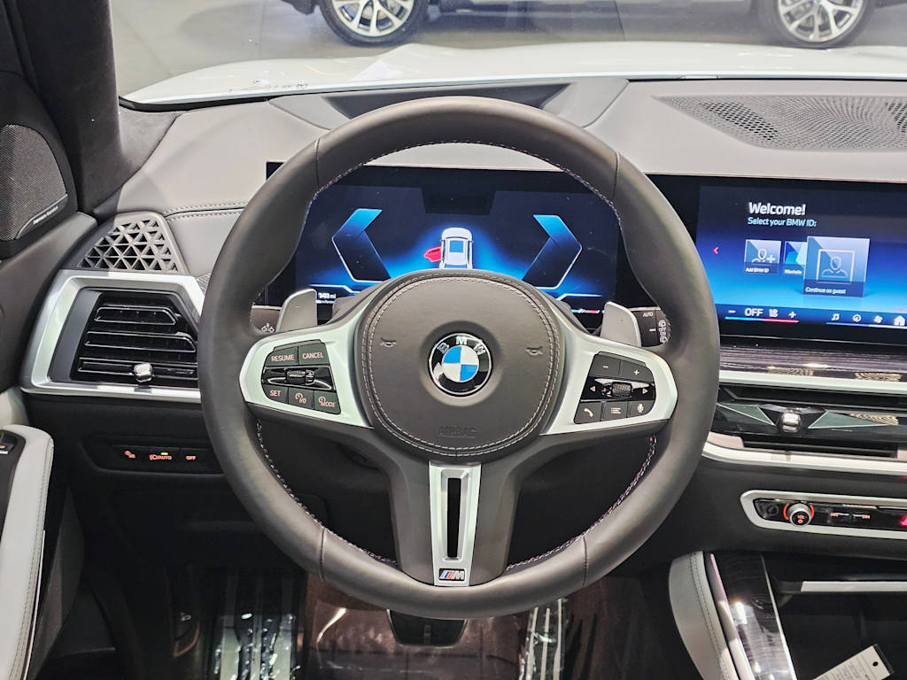 Thumbnail: 2025 BMW X5 - 13