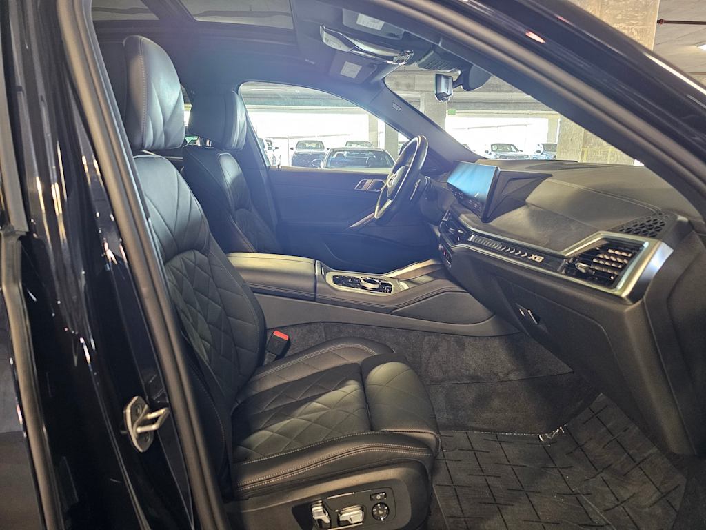 Thumbnail: 2024 BMW X6 - 33