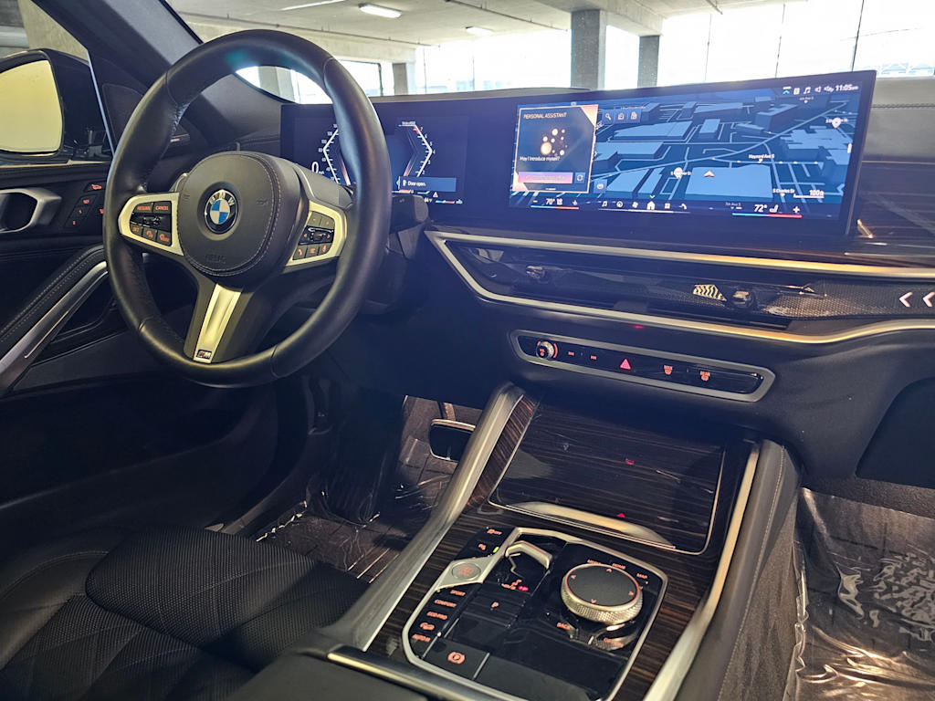 Thumbnail: 2025 BMW X6 - 15
