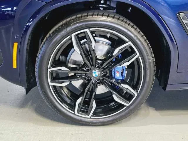 Thumbnail: 2025 BMW X4 - 7