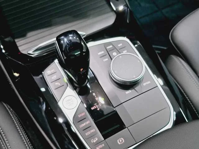 Thumbnail: 2025 BMW X4 - 23