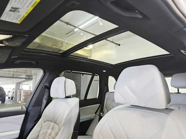 Thumbnail: 2025 BMW X5 - 27