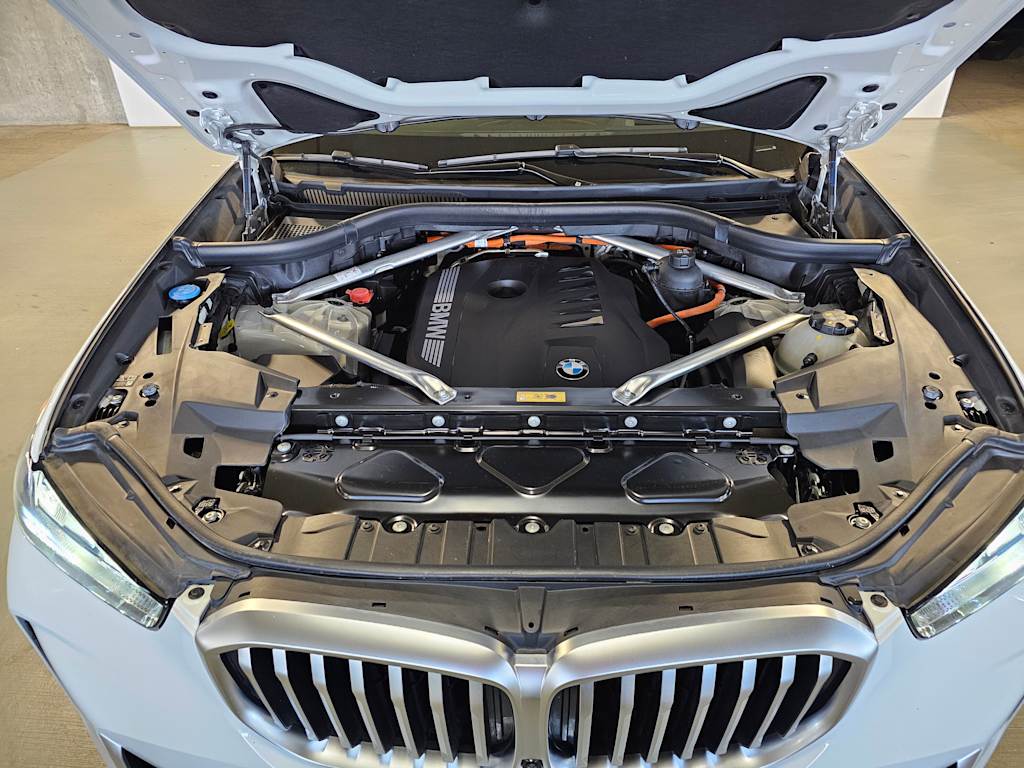 Thumbnail: 2024 BMW X5 - 9