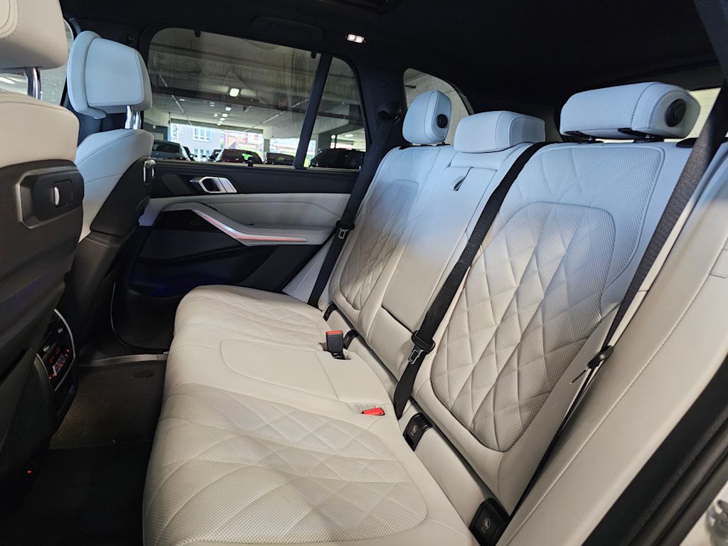Thumbnail: 2024 BMW X5 - 13