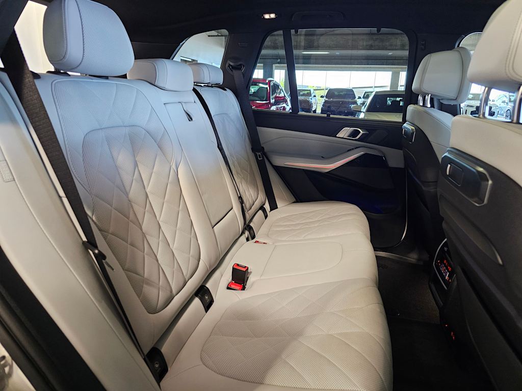 Thumbnail: 2024 BMW X5 - 38