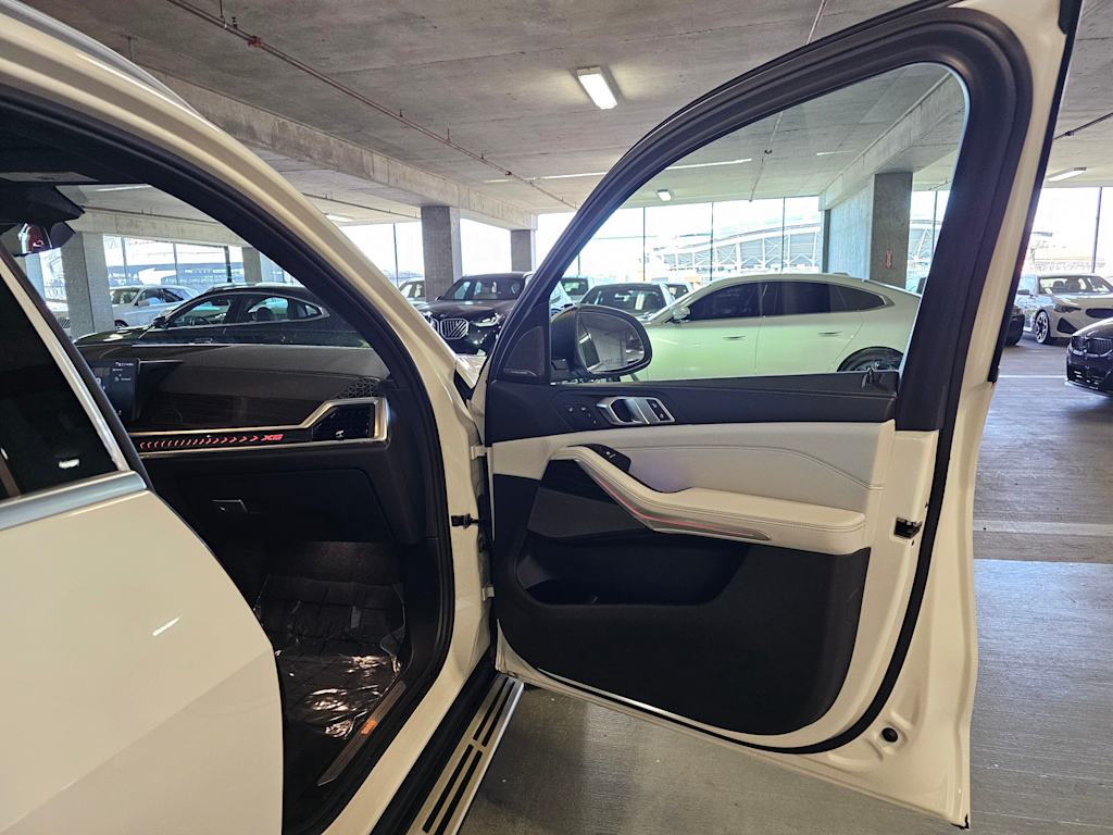 Thumbnail: 2024 BMW X5 - 39