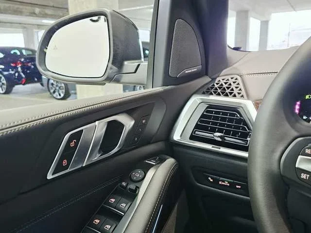 Thumbnail: 2025 BMW X5 - 27