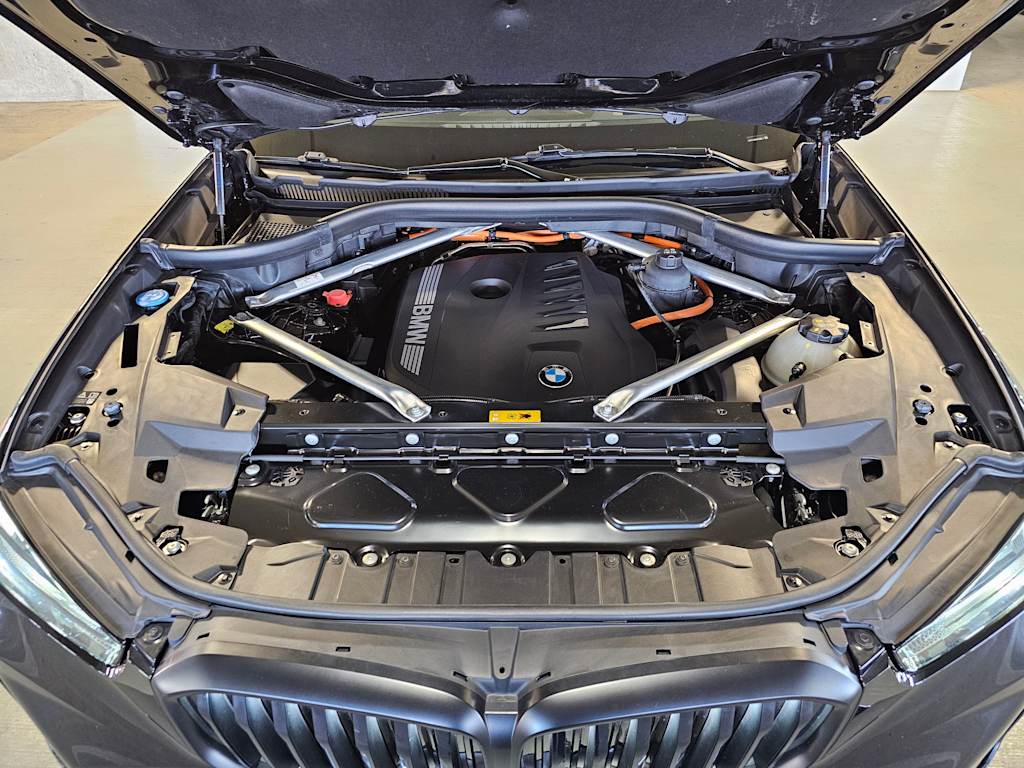 Thumbnail: 2024 BMW X5 - 9