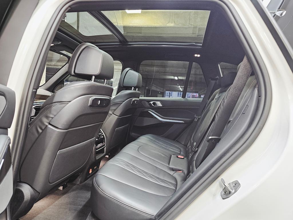 Thumbnail: 2025 BMW X5 - 12