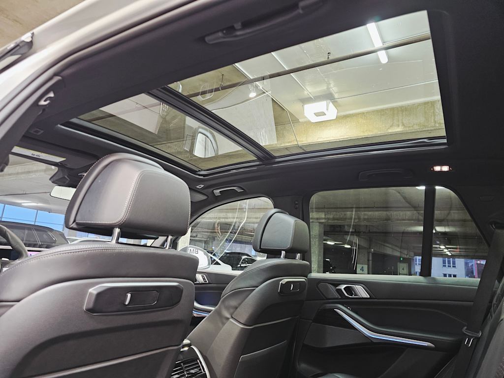 Thumbnail: 2025 BMW X5 - 27