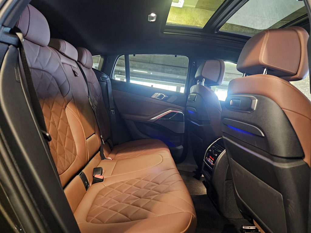 2024 BMW X6 M60i - Photo 40