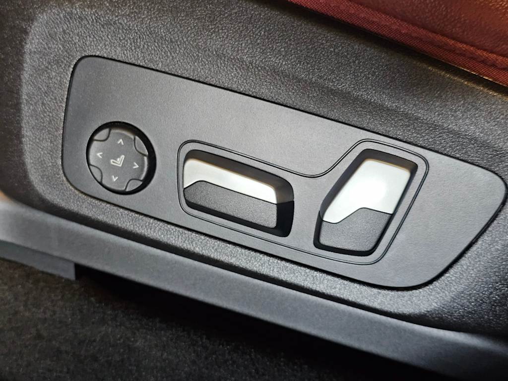 Thumbnail: 2023 BMW X3 - 27
