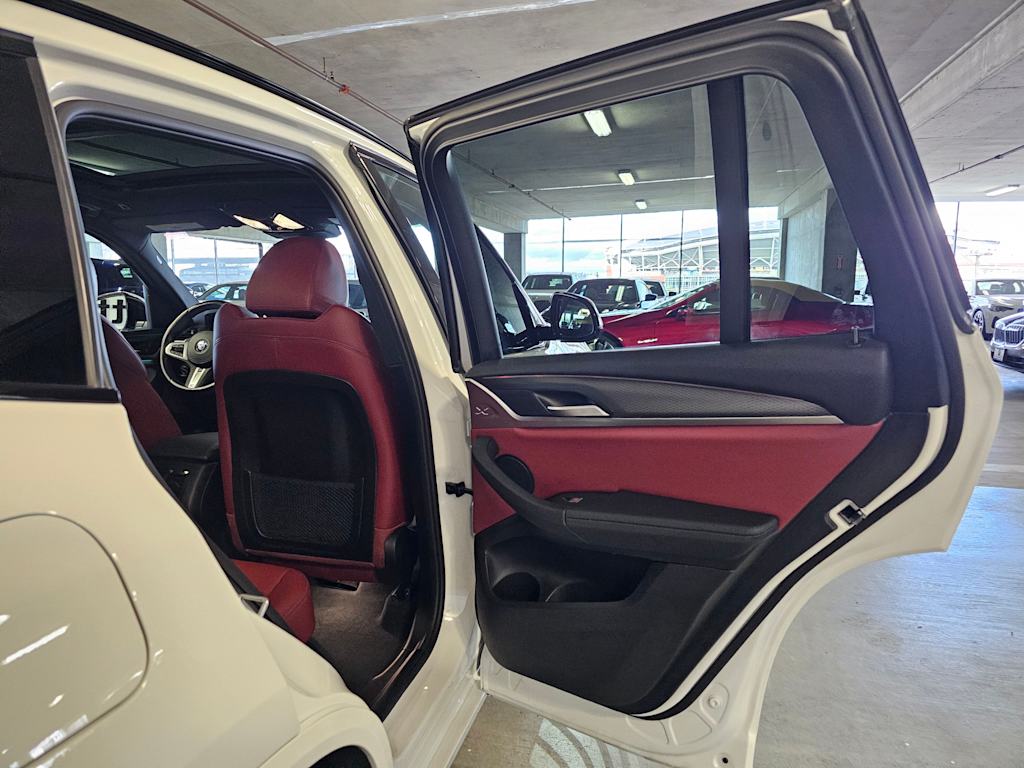 Thumbnail: 2023 BMW X3 - 31