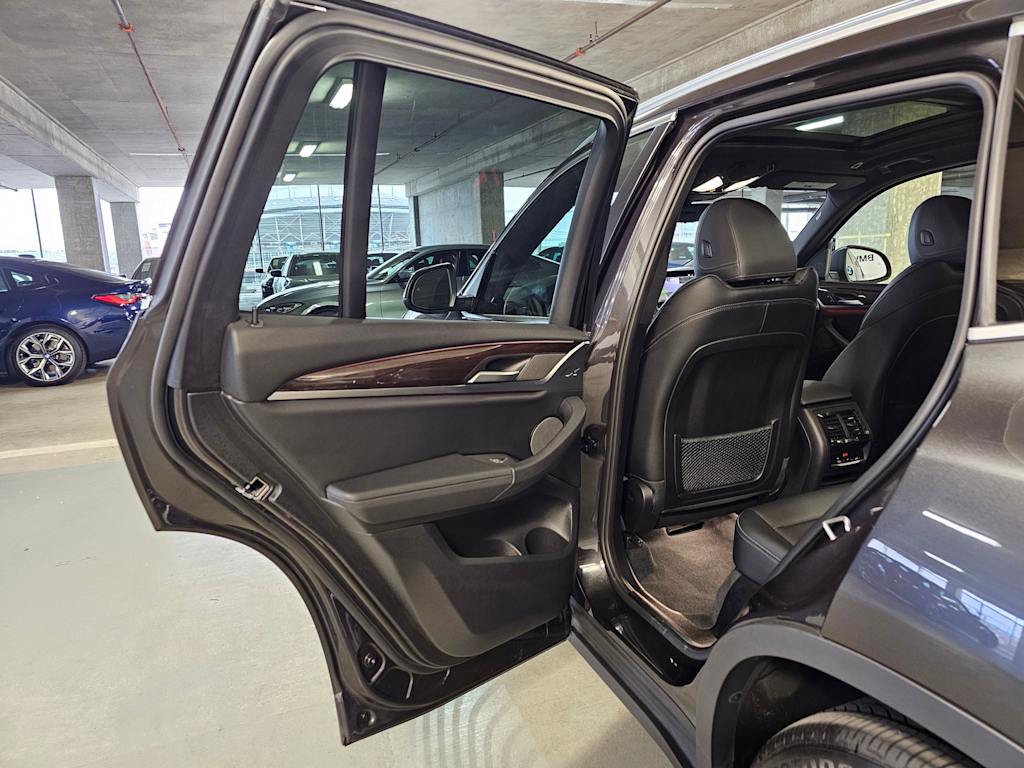 Thumbnail: 2023 BMW X3 - 13