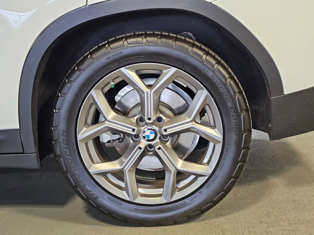 Thumbnail: 2022 BMW X3 - 43