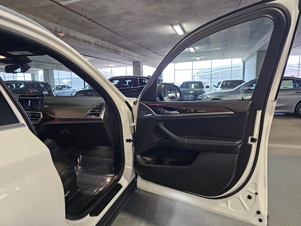 Thumbnail: 2022 BMW X3 - 65