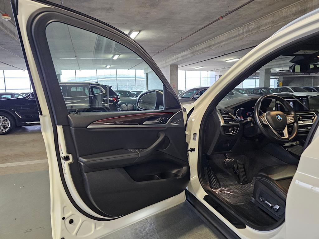 Thumbnail: 2022 BMW X3 - 57