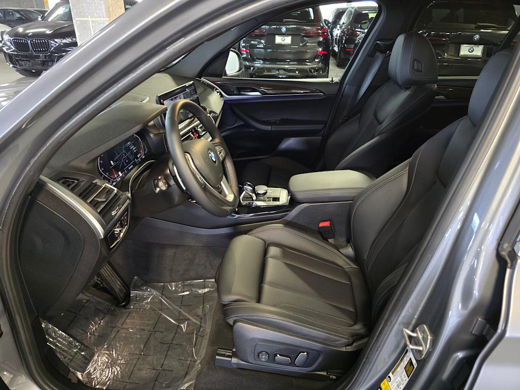 Thumbnail: 2024 BMW X3 - 11