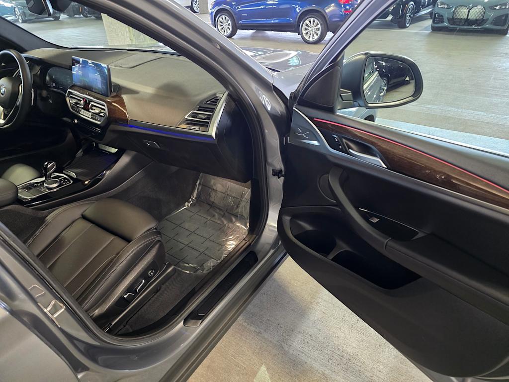 Thumbnail: 2024 BMW X3 - 38