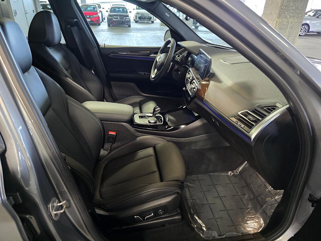 Thumbnail: 2024 BMW X3 - 12