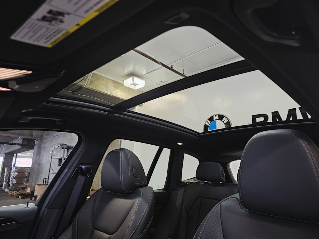 Thumbnail: 2022 BMW X3 - 27