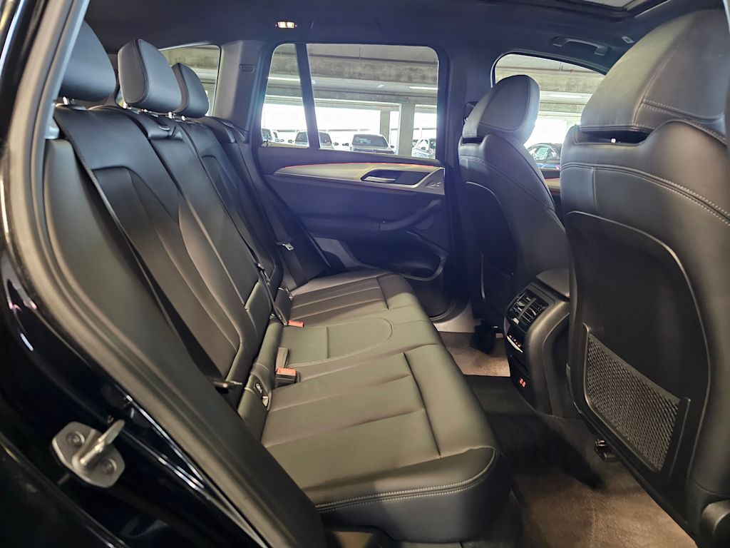 Thumbnail: 2024 BMW X3 - 33