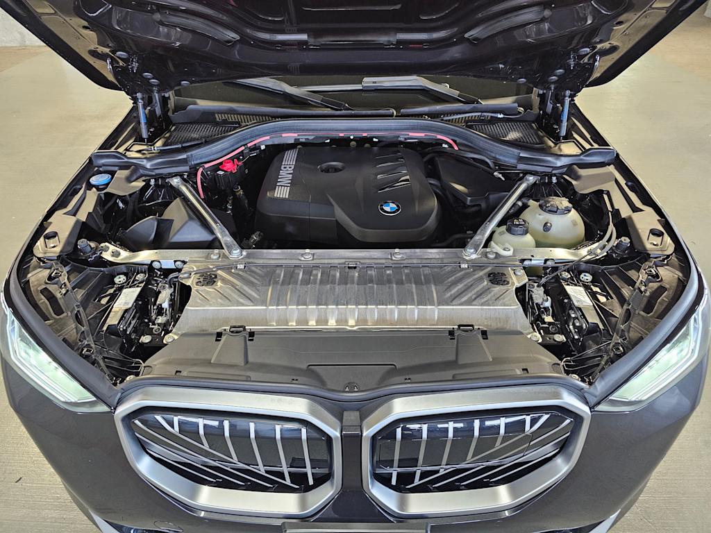 Thumbnail: 2025 BMW X3 - 9