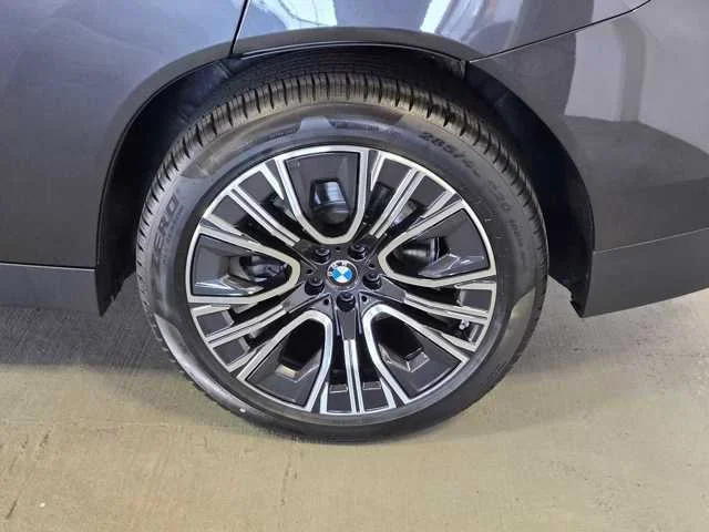 Thumbnail: 2025 BMW X3 - 8