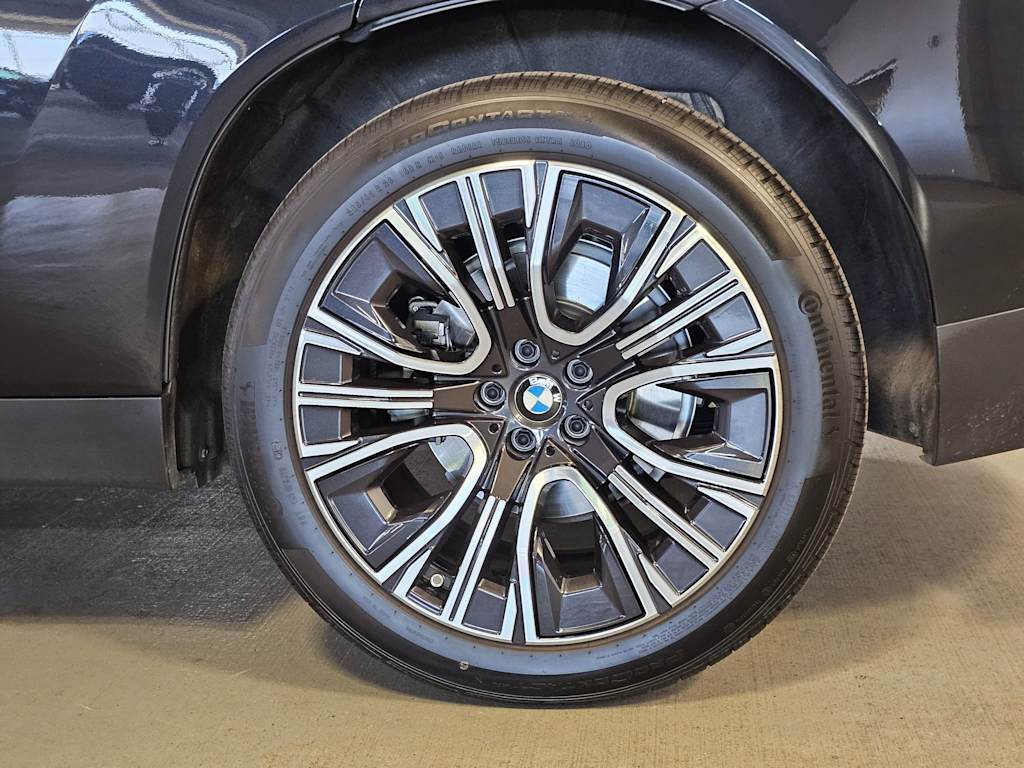Thumbnail: 2025 BMW X3 - 8