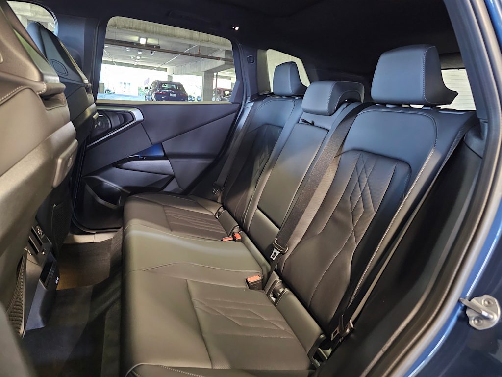 Thumbnail: 2025 BMW X3 - 13