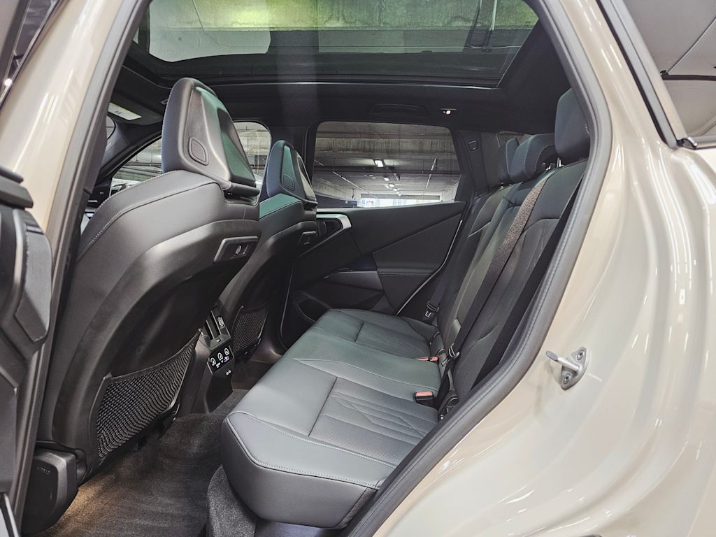 Thumbnail: 2025 BMW X3 - 13