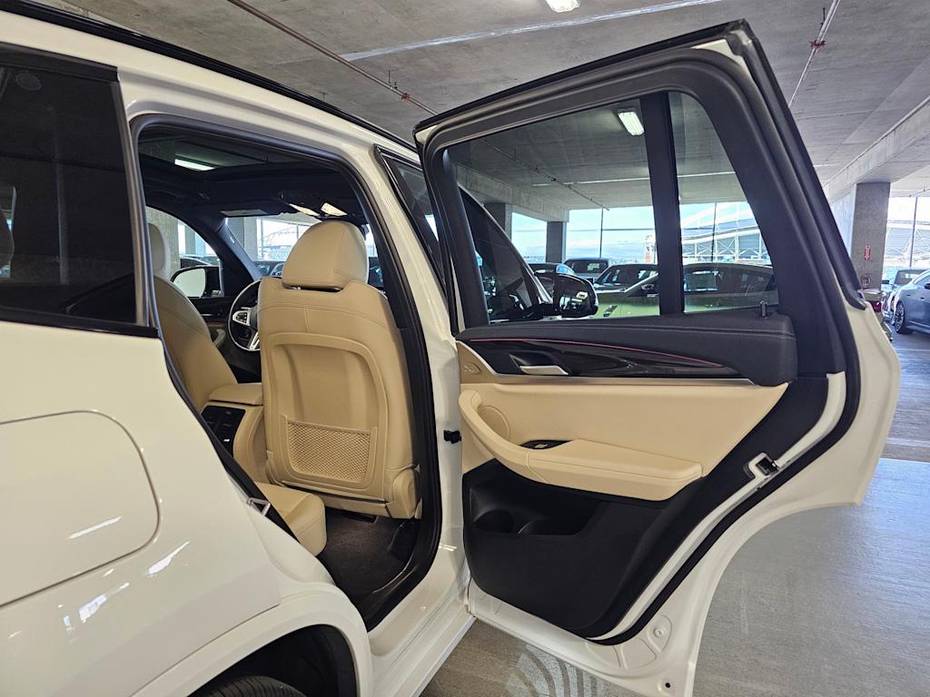 Thumbnail: 2022 BMW X3 - 30