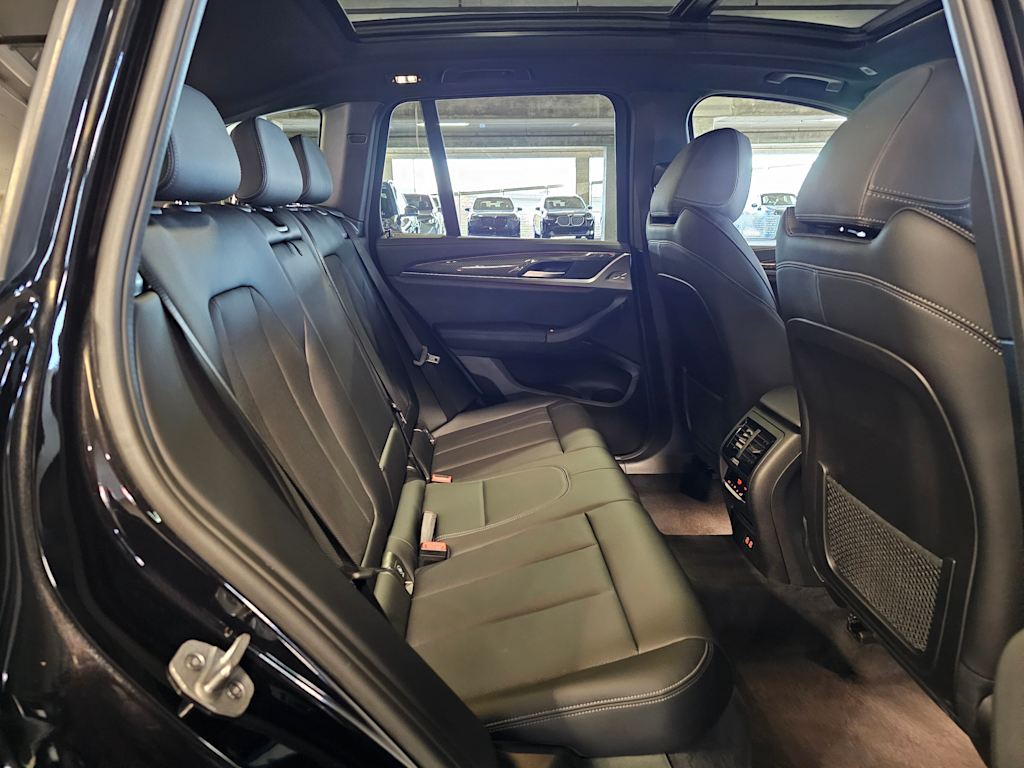 Thumbnail: 2024 BMW X3 - 32