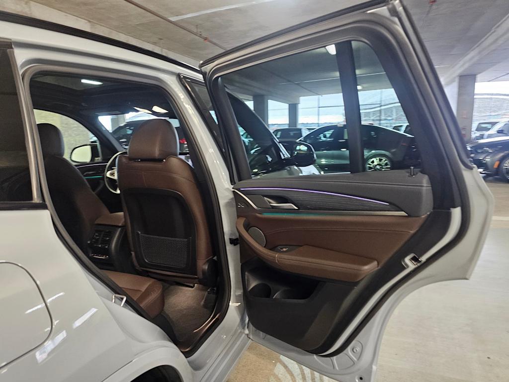 Thumbnail: 2023 BMW X3 - 31