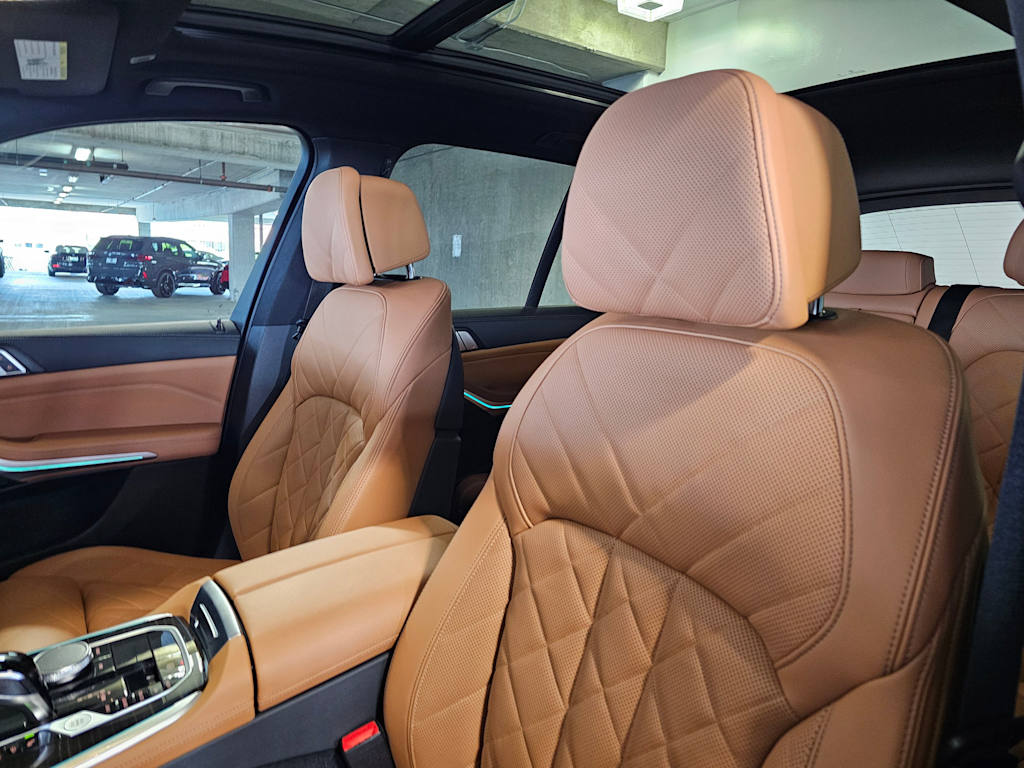 Thumbnail: 2023 BMW X5 - 12