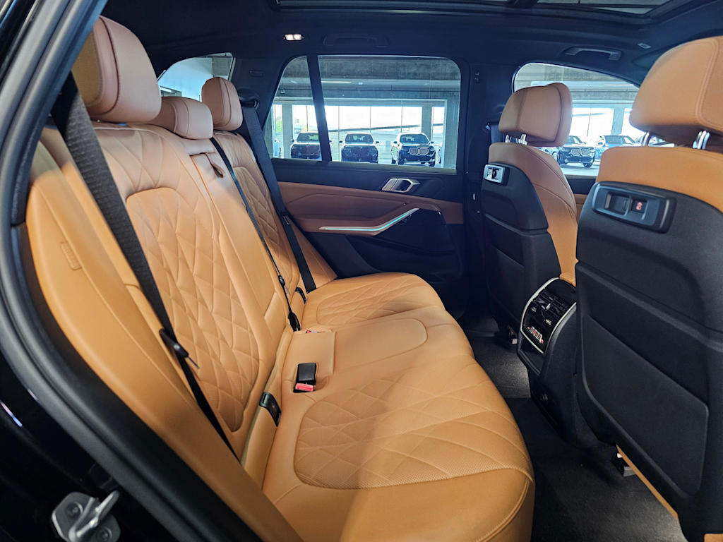 Thumbnail: 2023 BMW X5 - 30