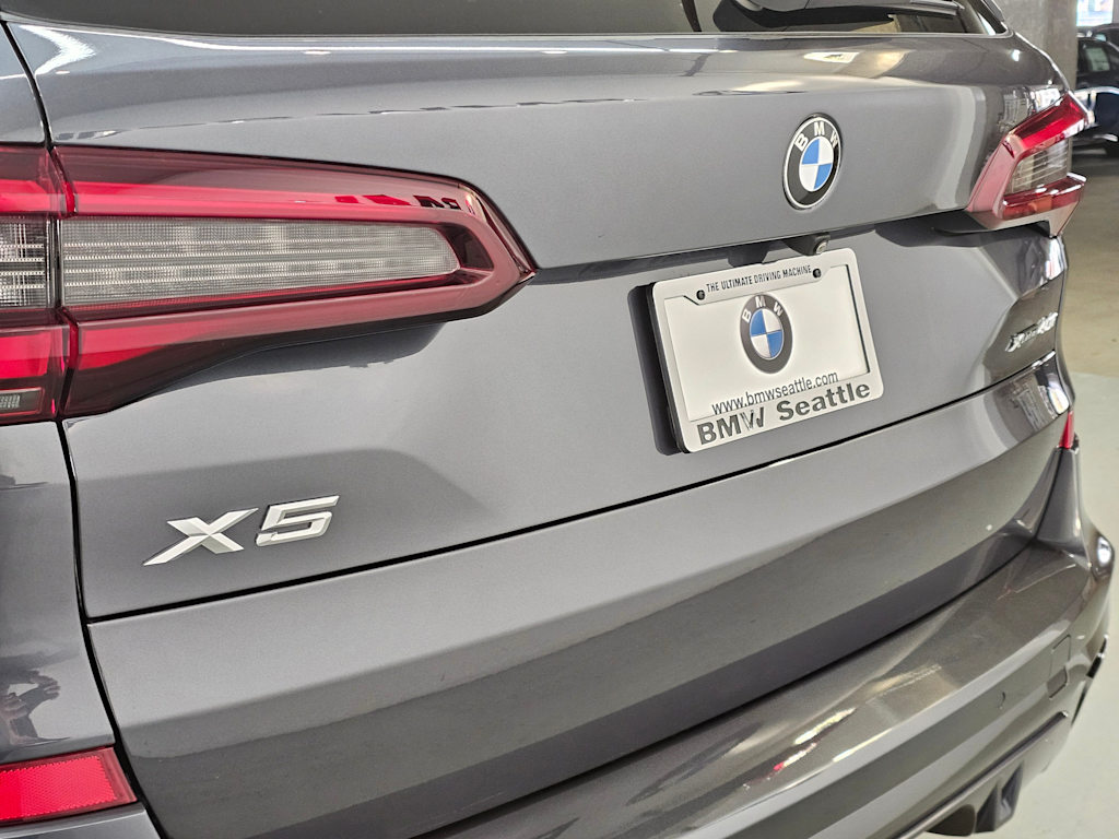 Thumbnail: 2021 BMW X5 - 20