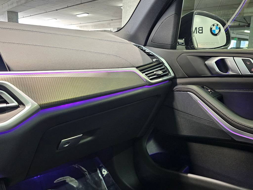 Thumbnail: 2021 BMW X5 - 26