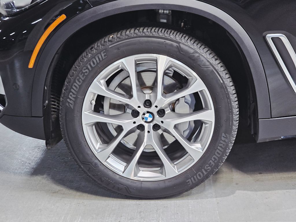 Thumbnail: 2022 BMW X5 - 7