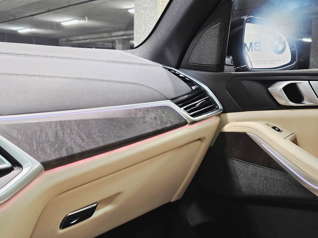 Thumbnail: 2022 BMW X5 - 24